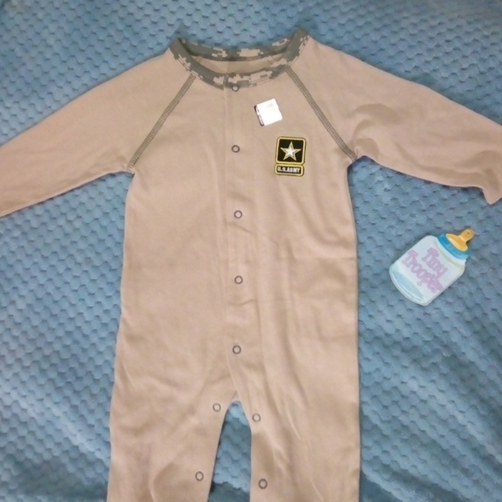 Tiny Trooper Baby Crawler U.S. Army 6-9 M